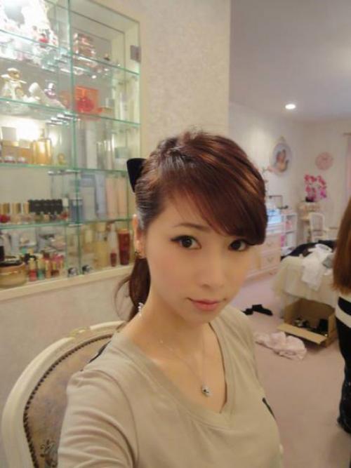 Девушка на фотографии - японка Масако мизутани, мама двоих взрослых детей, и родилась она в 1968 году. 02 Девушка на фотографии - японка Масако мизутани, мама двоих взрослых детей, и родилась она в 1968 году. 02