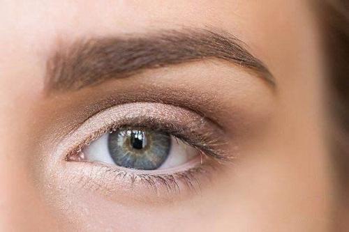 Дневной макияж глаз со стрелками. 06