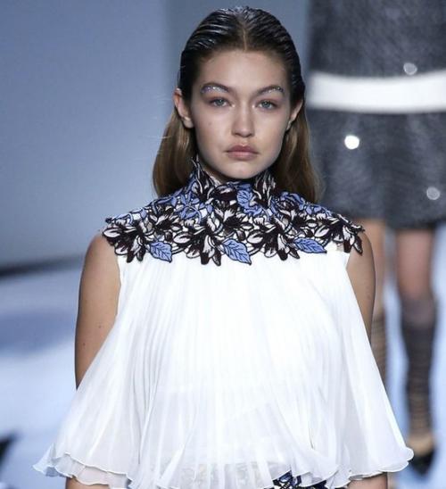 Мода дама не предсказуемая. 01 Мода дама не предсказуемая. 01