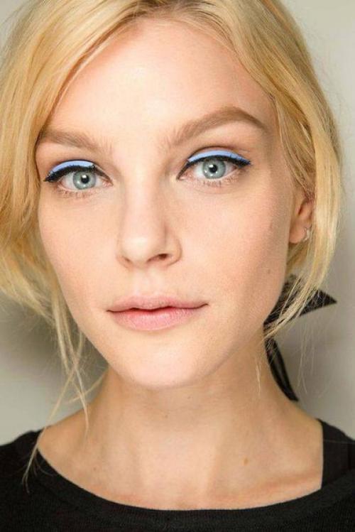 Как правильно использовать синие оттенки в макияже глаз? 03