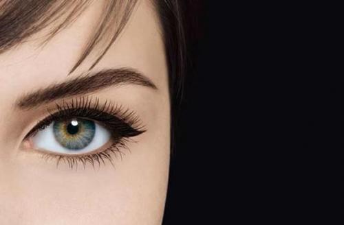 Окрашивание бровей и ресниц в салоне красоты: важная процедура и отличный эффект! 03