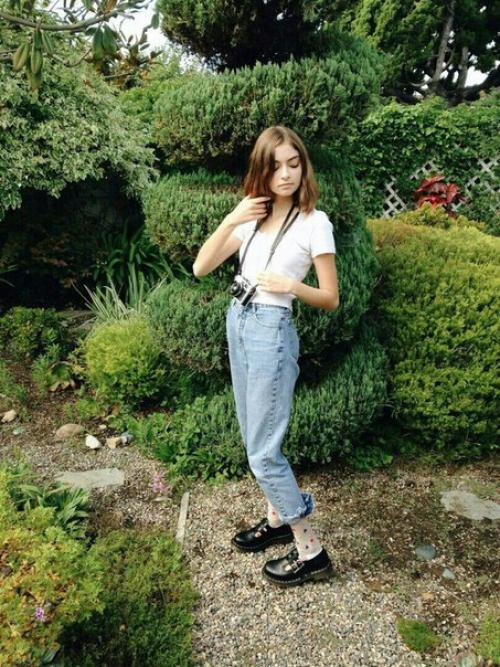 Как научиться красить глаза подводкой? 03 Как научиться красить глаза подводкой? 03