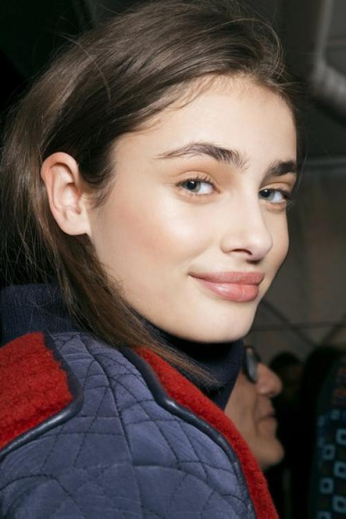 Бьюти - тренд: минимализм в макияже век. 04