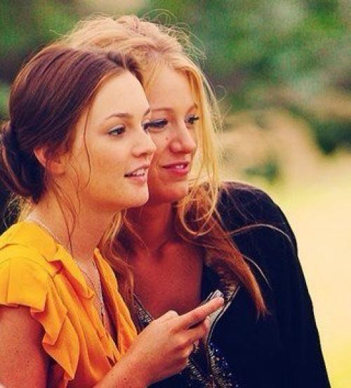 POV Айлин.  Мы с Никитой смотрели на город, как вдруг ему кто-то позвонил и у него сразу упало настроение. 03