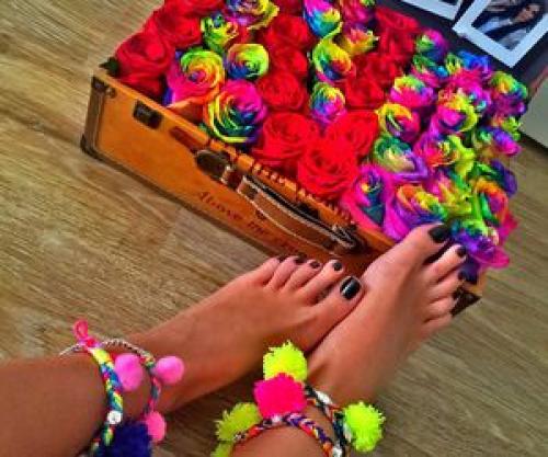 Привет, ребята.  Я конечно не знаю, но бывает что некоторые из нас очень волнуются, по поваду выпускнова. 05