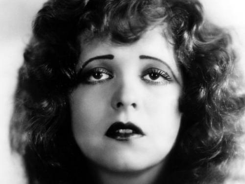 Милые, девушки!  Свободное время на макияж и прическу. 04