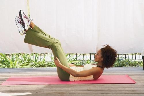 Упражнения для красивого живота и стройных ног& 128077; & 127995;. 01