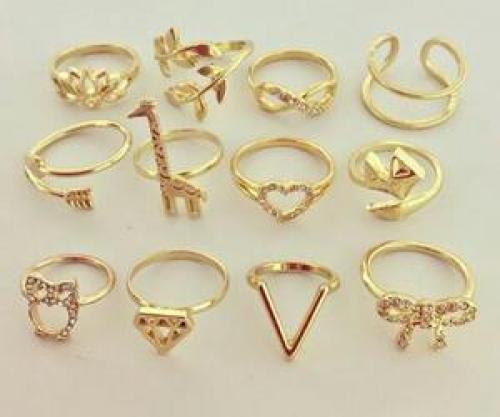 Привет, ребята.  Я конечно не знаю, но бывает что некоторые из нас очень волнуются, по поваду выпускнова. 04