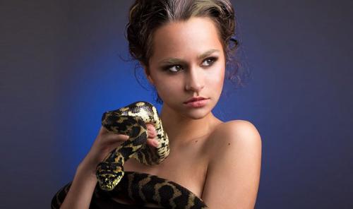 О важности профессионального макияжа и прически на свадьбу или перед фотосессией) и несколько советов. 04 О важности профессионального макияжа и прически на свадьбу или перед фотосессией) и несколько советов. 04