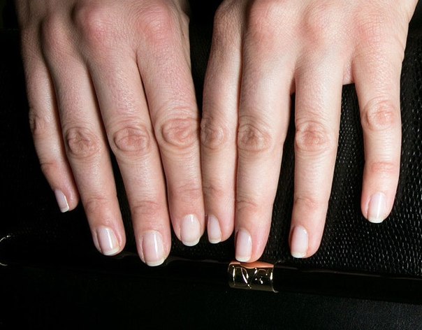 Beauty-гид осени: самые яркие тенденции в макияже, маникюре и прическах. 03 Beauty-гид осени: самые яркие тенденции в макияже, маникюре и прическах. 03